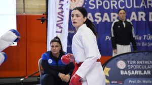 OMÜ’lü Kareteciler Tatami’de…