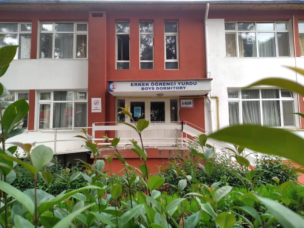 Erkek Öğrenci Konukevi