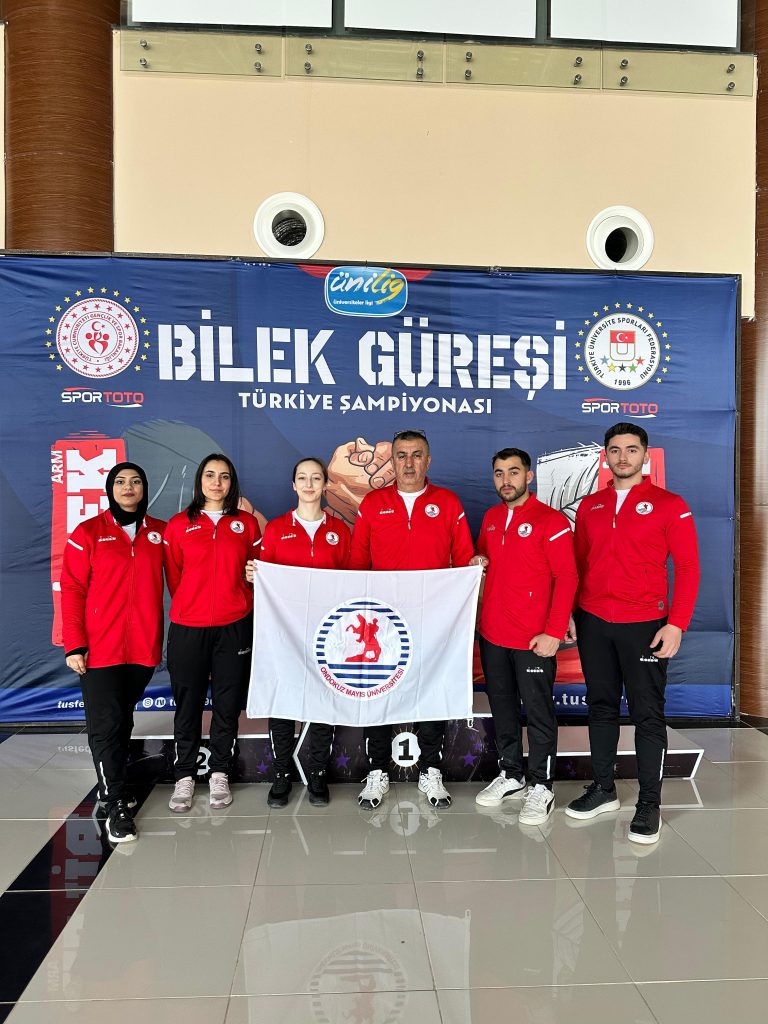 OMÜ Bilek Güreşi Takımımızdan Büyük Başarı: ÜNİLİG Türkiye Üçüncülüğü!